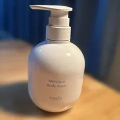 MUSEE Moisture Body Wash ボディーウォッシュ　コスメのサムネイル