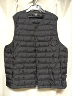 ユニクロ 　パフテック　コンパクトベスト メンズ　XL　ブラック