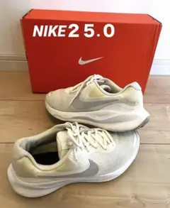 NIKE ナイキ スニーカー ホワイト 25.0cm