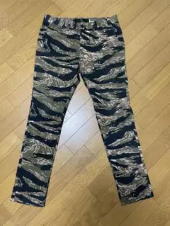 BEAUTY&YOUTH UNITED ARROWS タイガーカモパンツＭサイズ