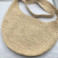 美品 ヘレンカミンスキー ラフィア ハーフムーン ショルダーバッグ 斜め掛けのサムネイル
