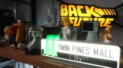 バックトゥザフューチャー TWIN PINES MALL 電飾看板 ジオラマ