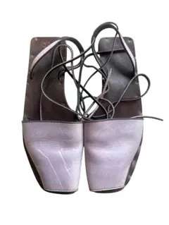 ハ*チ様 ユッタニューマンJUTTA NEWMANN new york 23.5のサムネイル