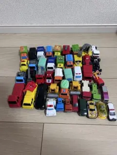 トミカ　29台　まとめ売り トミカ等29台まとめ売り - メルカリ