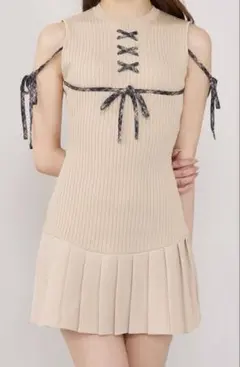 Aiden pleats mini dress - メルカリ