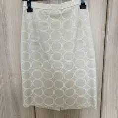 UNTITLED 円形模様 タイトスカート ベージュ