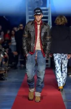Dsquared デニム オーバーオール サロペット　42 希少サイズ　木村拓哉 Dsquared デニム オーバーオール サロペット 42 希少サイズ 木村拓哉
