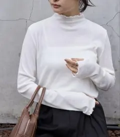 ＜吸湿発熱＞ メローリブ サムホール ハイネック カットソー