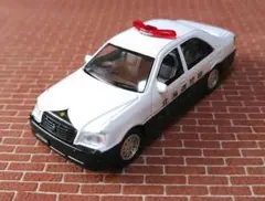 Item thumbnail for item 62d072df-e8db-4ebd-b84e-4aa00a8540b8