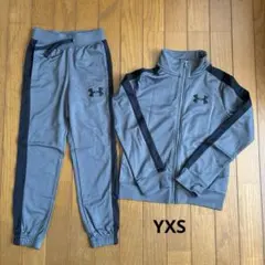 未使用 YXS（120） アンダーアーマー ジャージ上下 グレー 裏起毛