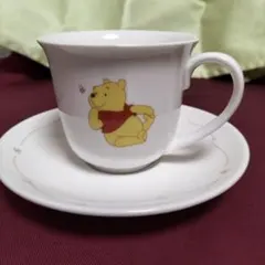 新品未使用　くまのプーさんカップ&ソーサー
