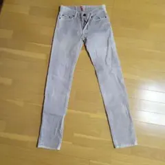 ユニクロ メンズ デニムパンツ グレー