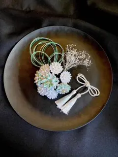 【訳あり】ハンドメイド つまみ細工髪飾り 成人式 卒業式　緑　#2