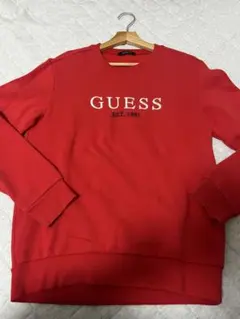 GUESS スウェット 赤色