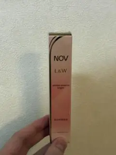 新品未開封 ノブ L&W リンクルエッセンスブライトのサムネイル