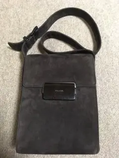 【感謝キャンペーン値下】PRADA 茶色ショルダーバッグ