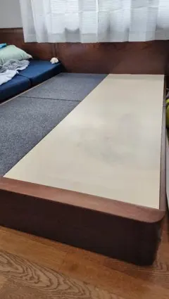 三幸コーポレーション セミダブルベッド、20cm マット 幅120cm Used