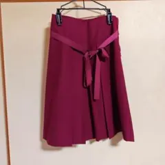 ワインレッド フレアスカート ひざ丈 リボン付きのサムネイル