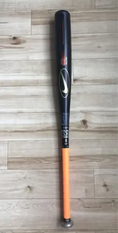 【美品】軟式野球バット NIKE WILD SMAHER 84cm 720g NIKE - 【美品】軟式野球バット NIKE WILD SMAHER 84cm 720gの