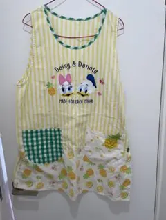 保育士　エプロン　Mサイズ　ドナルドデイジー