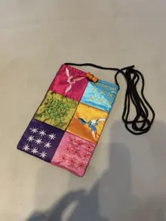 【未使用品】パッチワークデザイン スマホショルダーバッグ