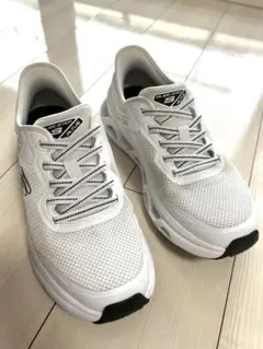 スケッチャーズ スリップインズ：グライドステップアルタス-ターンアウトホワイト