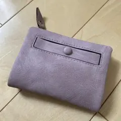 薄ピンク色 二つ折り財布 合成皮革