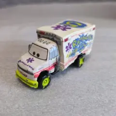 カーズトミカ ドクター・ダメージ 美品 Amazon.co.jp: ディズニー カーズ トミカ C-39 ドクター