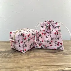 いちごポーチ　巾着袋　2点セット　ハンドメイド