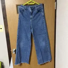 ジーユー GUブルーワイドレッグデニム ハイウエスト カットオフ