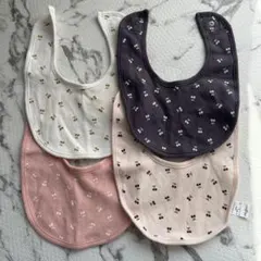 チェリー柄スタイ4枚セット