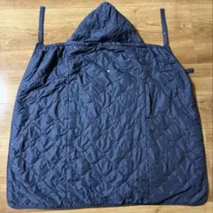 ユニクロ ライトウォームパデット2WAYブランケット ネイビー