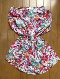 ロンドンで購入した　花柄　プリント　ミニワンピ