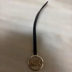 michael kors バッグチャームのサムネイル