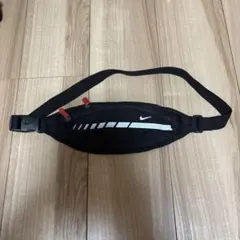 NIKE ボディバッグ