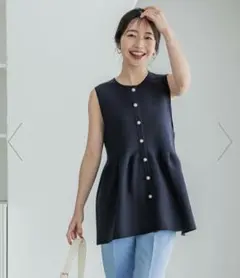 Coca　パールボタンペプラムニットベスト　MSize