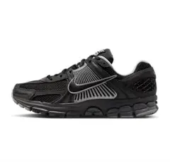 NIKE VOMERO 5 スニーカー
