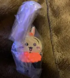 ちいかわフィギュアキーホルダーちいかわ寿司うさぎいくらガチャ