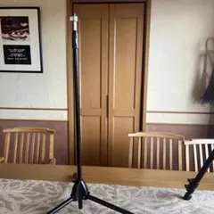 スピーカースタンド スピーカー