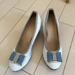 リボン付きホワイトブルー・デニムパンプス 美品