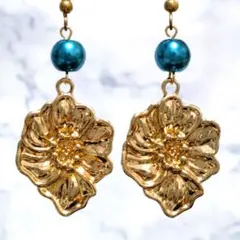 ★【ピアス】サンバースト×チェコビーズ ターコイズブルー夏 B品/値下げ☆【ピアス】 サンバースト×チェコビーズ ターコイズブルー