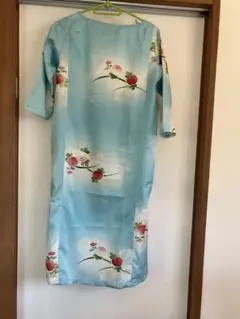 着物リメイク、水色 花柄 七分袖 ロングワンピース