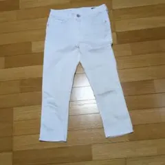 Item thumbnail for item 6cc8a03b-a5b2-42ae-8d5a-8468cd35f168