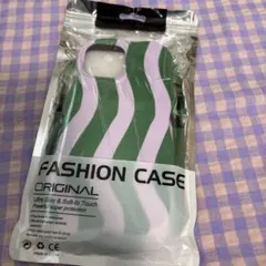 緑と紫のストライプiPhone15ケース