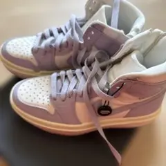 NIKEラベンダー/ホワイト ハイカットスニーカー