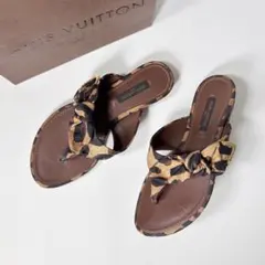 LOUIS VUITTON ルイヴィトン レオパード トングサンダル 34のサムネイル
