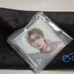 SEVENTEENガチャ　アクリルチャーム　ジョシュア