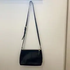 COLE HAAN ブラックショルダーバッグ