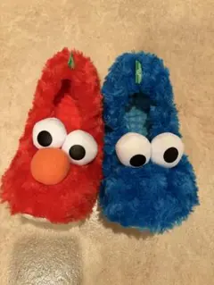 エルモとクッキーモンスター スリッパ