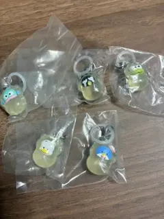 サンリオ　なりきりオイスター　めじるしアクセサリー